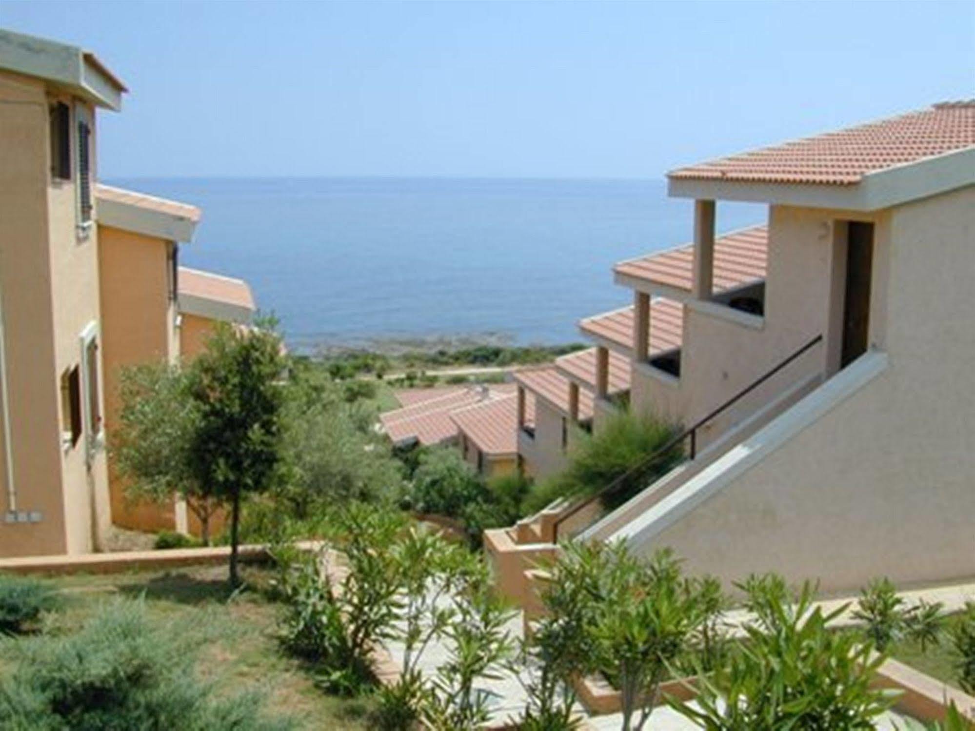 Residence Il Borgo Di Porto Corallo Villaputzu Eksteriør billede